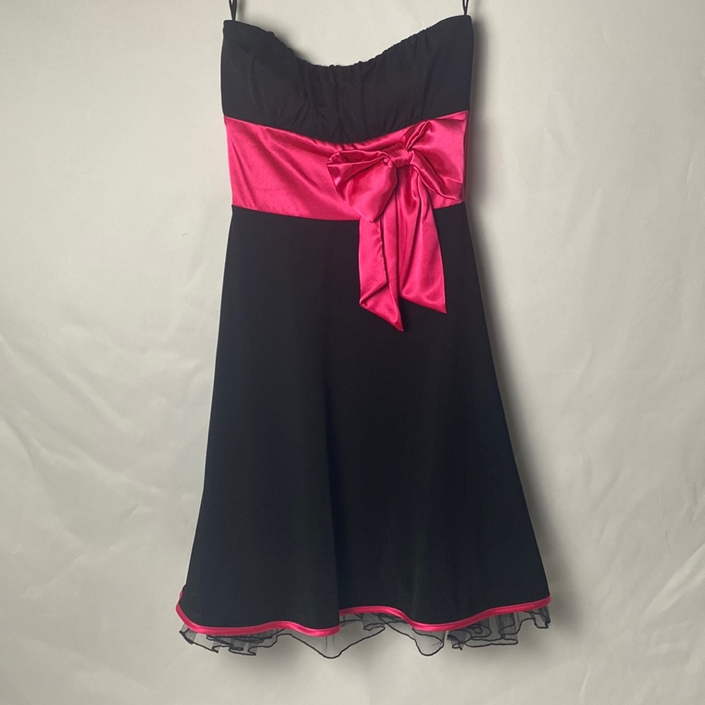 Black bustier dress, satin fuchsia bow bodice, crinoline & pink satin at hem, 3